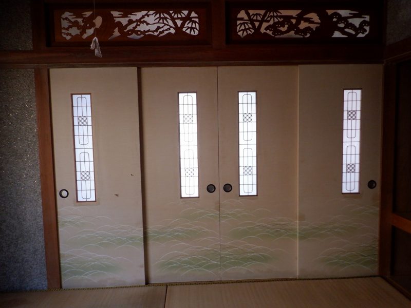 この建具に付いていました。