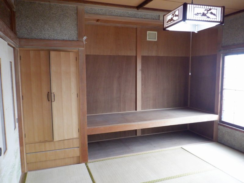 以前の収納はこんな感じでした。